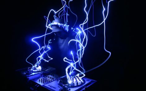 dj_1.jpg